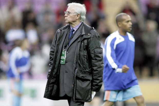 Преминуо легендарни селектор Француске